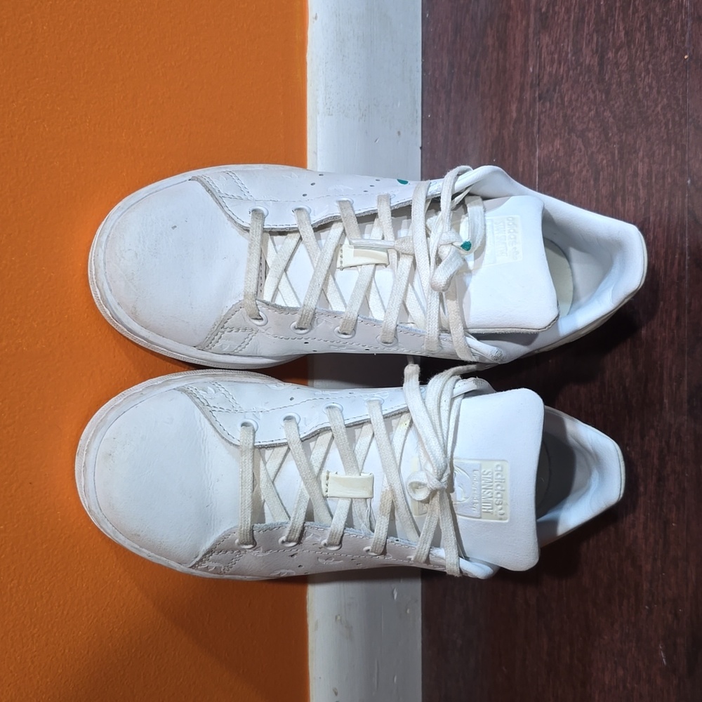 Girl's Adidas Stan Smith Sneakers Size 4Y